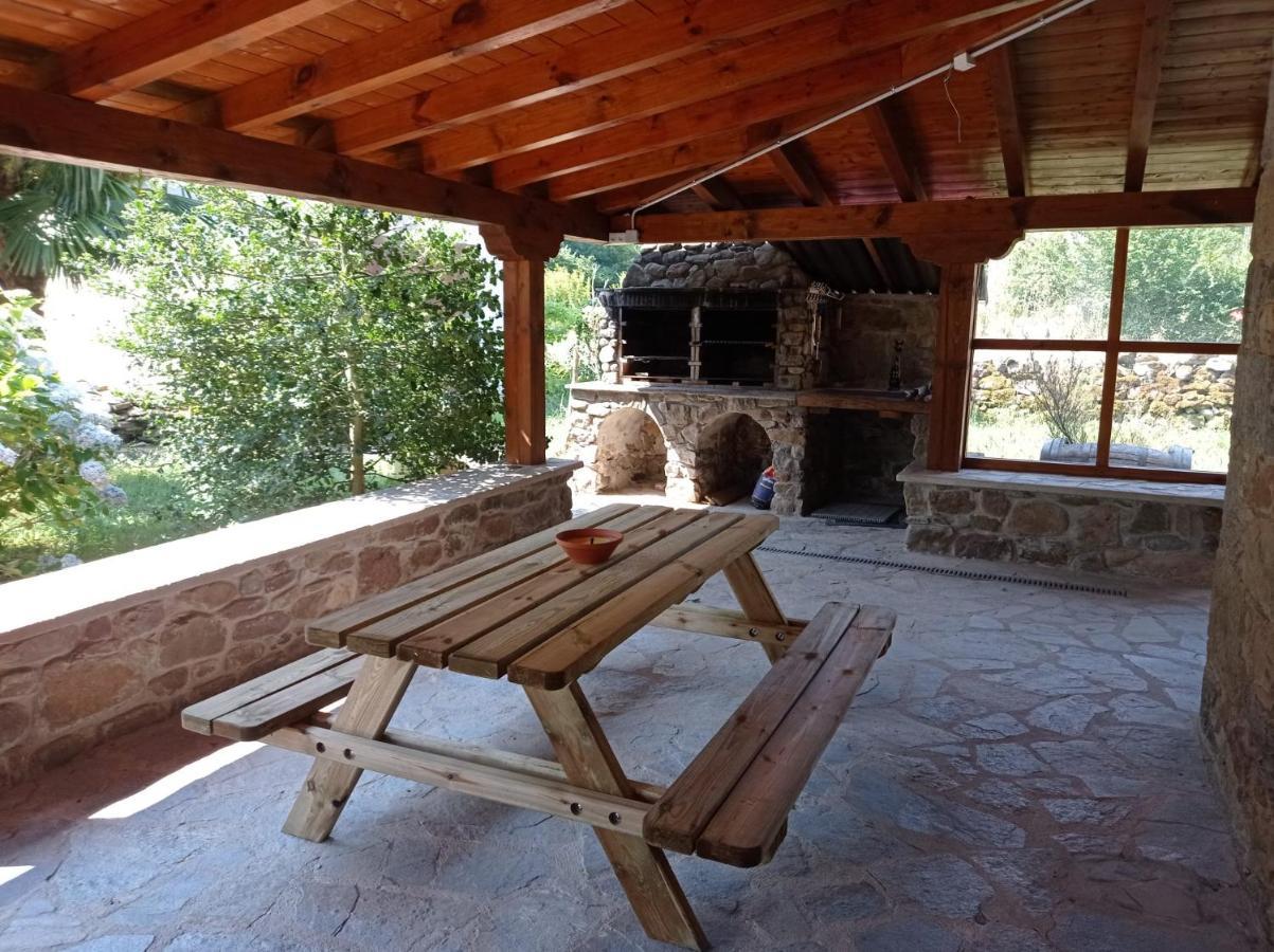 Amplia Y Comoda Casa De Piedra Con Porche Y Jardin San Roque de Ríomiera Eksteriør bilde